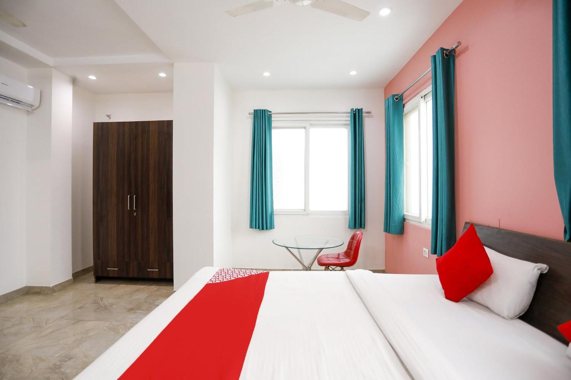 Hotel O Jsb Hotel Фаридабад Экстерьер фото
